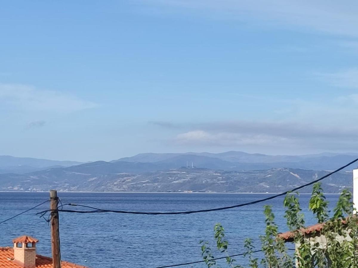 Ξενώνας Φωτεινη Урануполи Екстериор снимка